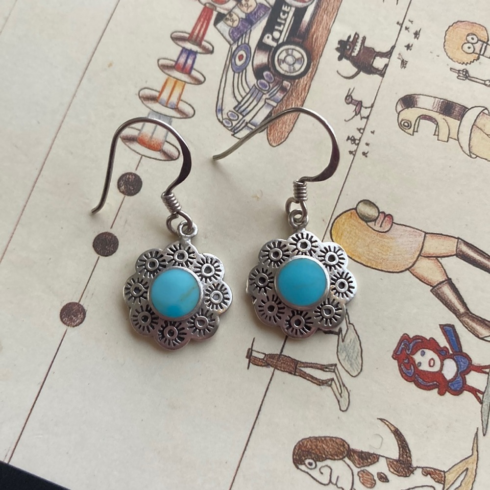 Sterling and turquoise vintage daisy earrings